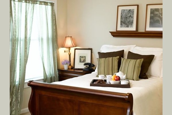 Atria Kingwood 48228