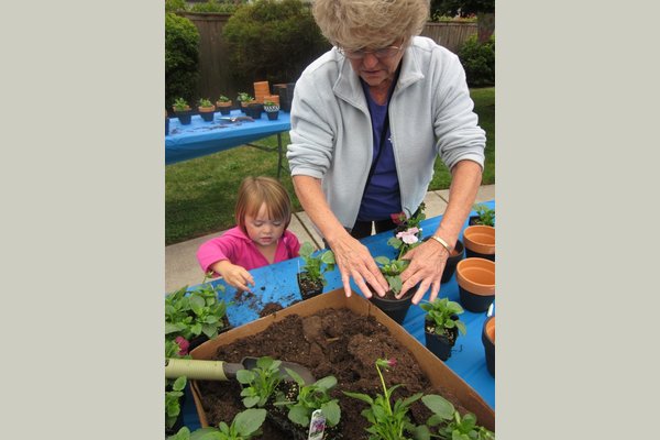 Chateau Gardens Memory Care 54128