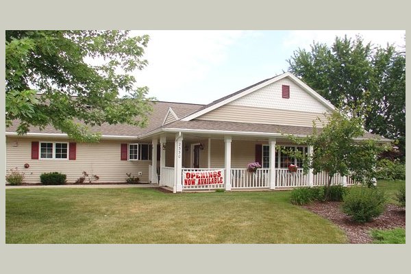 Sterling House of Neenah 61068