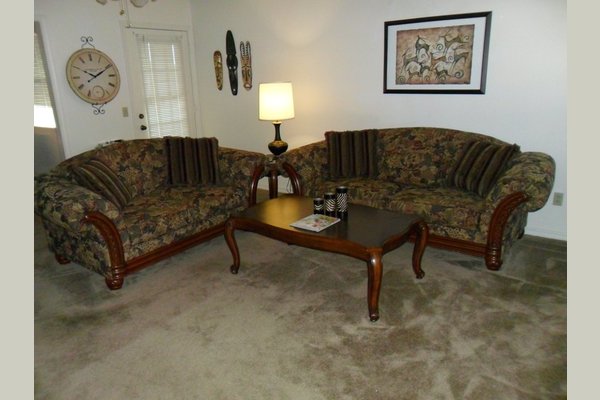 Country Club Village 56012