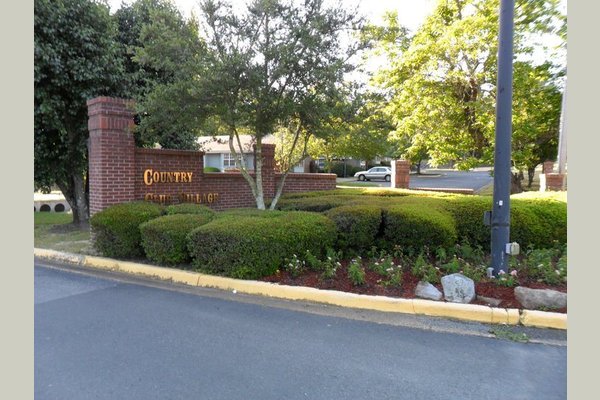 Country Club Village 55992