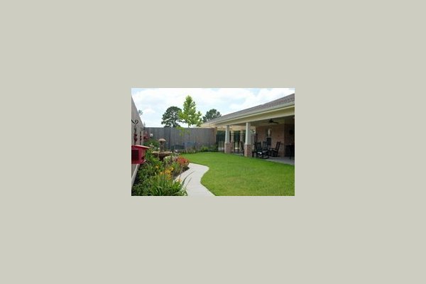 AutumnGrove Cottage in Champions 77440