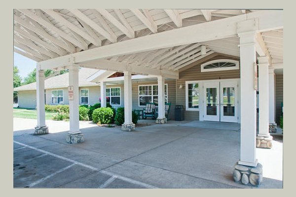 Emeritus at Elm Grove Estates K69UMD_still_s1-