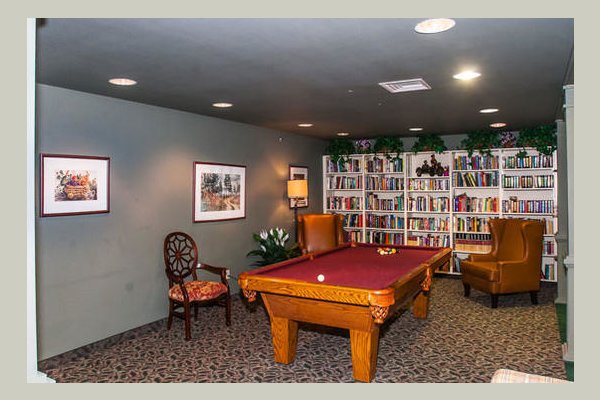 Emeritus at Elm Grove Estates K69UMD_still_bi-