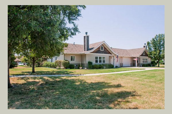 Emeritus at Elm Grove Estates K69UMD_still_s4-