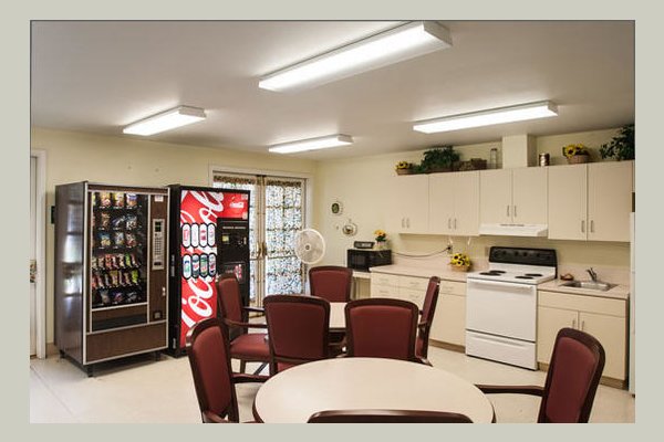 Emeritus at Elm Grove Estates K69UMD_still_s22-