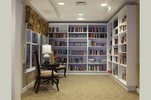 Sunrise At Buckhead 63043_SunriseatBuckhead_Atlanta_GA_Library