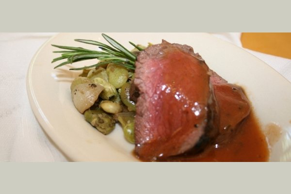 HeartFields AL & Alzheimer’s Care at Cary thumb_dining-c-beef