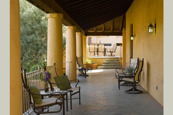 Atria Bell Court Gardens Tucson AZ Reviews SeniorAdvisor