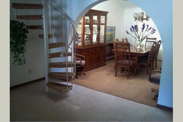 Ahwatukee Senior Services 79078