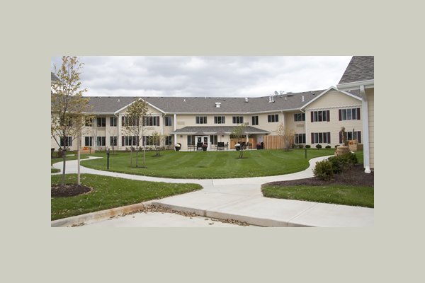 Amber Park Assisted Living Grounds_III