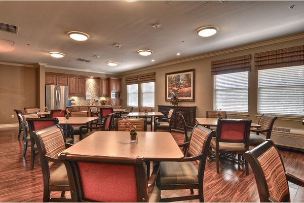 Vintage Simi Hills Vintage%20Simi%20Hills_Simi%20Valley_Assisted%20Living_Web-35