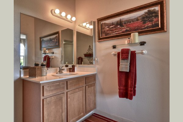 Vintage Simi Hills Vintage%20Simi%20Hills_Simi%20Valley_Assisted%20Living_Web-47