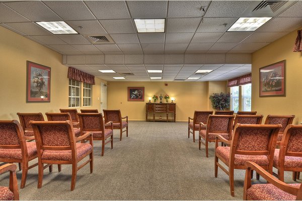 Vintage Simi Hills Vintage%20Simi%20Hills_Simi%20Valley_Assisted%20Living_Web-30