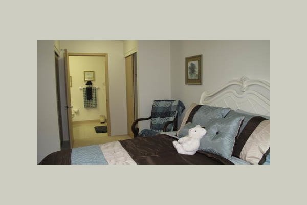 Winterberry Heights Assisted Living Acadia_Apartment_01