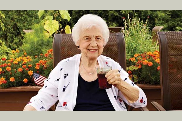 American House Bonita Springs Senior Living Bonita-Springs-Senior-Living-patio