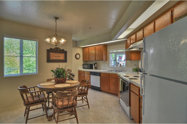 The Wellington The%20Wellington_Laguna%20Hills_Assisted%20Living_Web-48