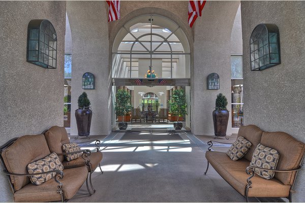 The Wellington The%20Wellington_Laguna%20Hills_Assisted%20Living_Web-06