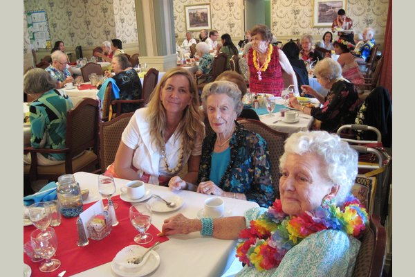 The Regency Luau_2010