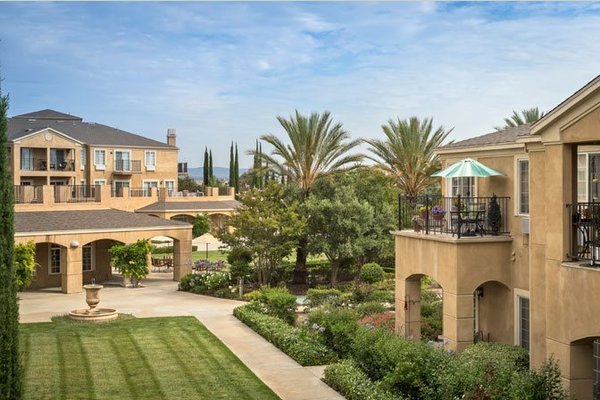 Atria Vintage Hills 93987