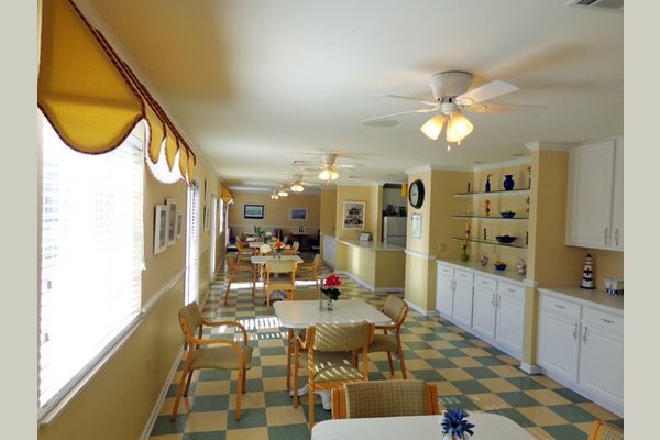 Courtyards at Berne Village 93476