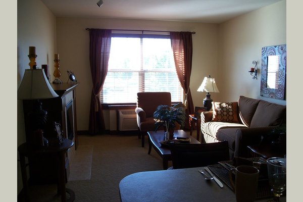 Flagstone SeniorLiving 94820