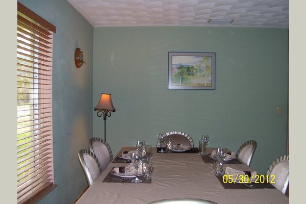 Avon Manor 70727