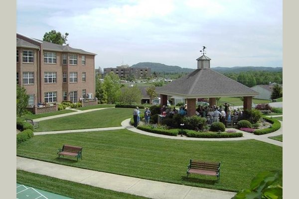 Fletcher Park Inn 73333