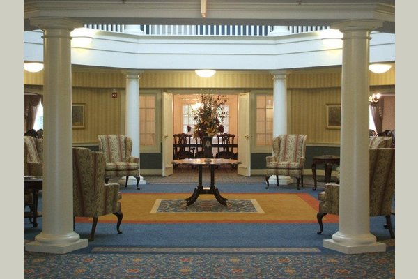 Bentley Commons 70119