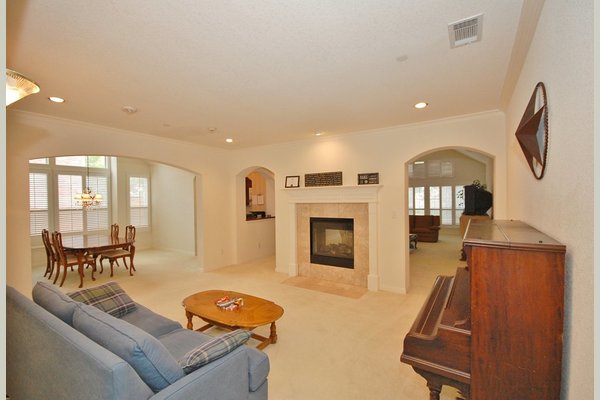 HuntLeigh - Waverly 79198