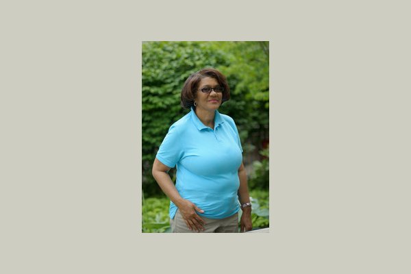 Personalized care and attention is provided by all our staff, including Assisted Living Federation of America – Champion for Seniors Award Winner – Lucy Gordon