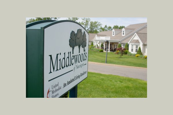 Middlewoods of Newington mon sign