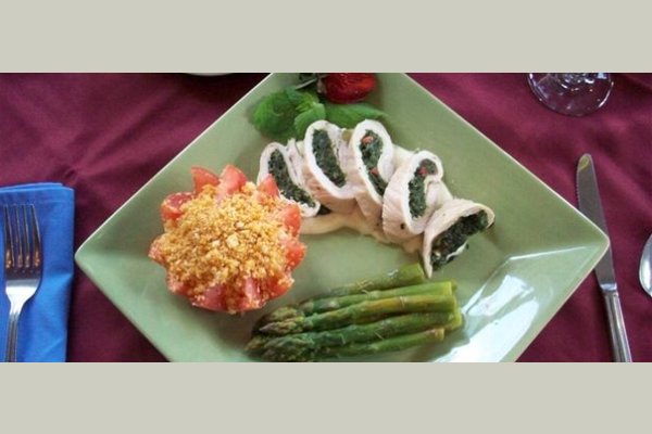 Morningside of Cookeville thumb_dining-i-chicken-roll