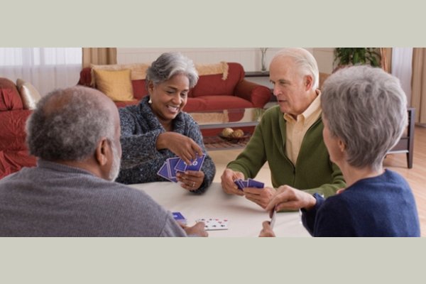 Meadowmere Oak Creek Senior Living Community thumb_activities-05-playing-cards