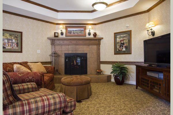 Sunrise of Sacramento 63123_SunriseofSacramento_Sacramento_CA_ReminisenceSitting