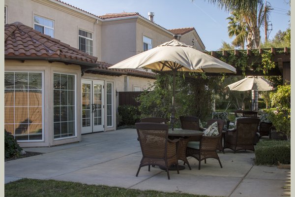 Sunrise of West Hills 63229_SunriseofWestHills_WestHills_CA_ExteriorPorch3