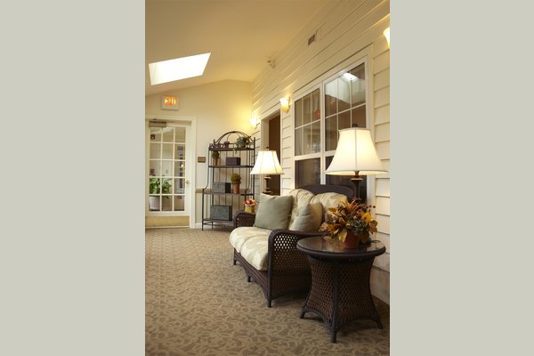 Sunrise of Naperville 63160_SuunriseofNaperville_Naperville_Il_InteriorPorch
