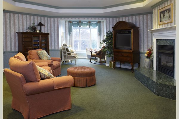 Sunrise of Willowbrook 63194_SunriseofWillowbrook_Willowbrook_Il_Sitting3