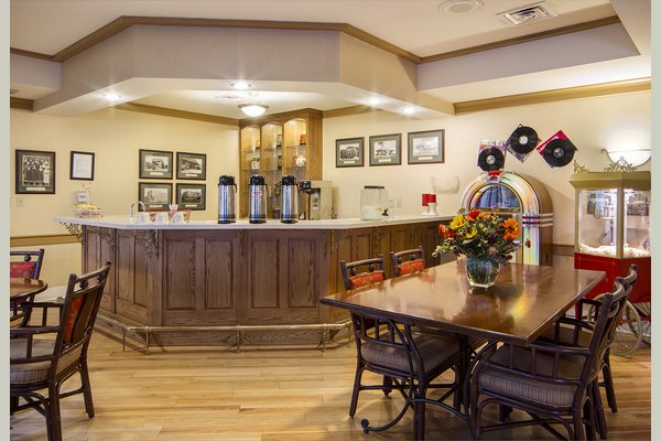 Sunrise of Overland Park 63020_SunriseofOverlandPark_OverlandPark_KS_Bistrosmall