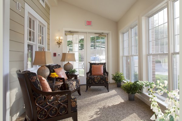 Sunrise of Louisville 63347_SunriseofLouisville_Louisville_KY_InteriorPorchsmall
