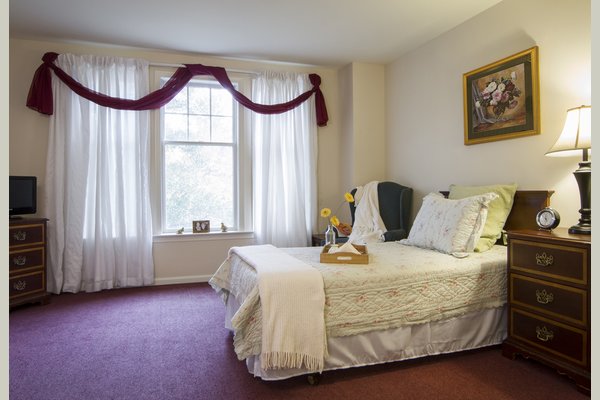 Sunrise of Pikesville 63042_SunriseofPikesville_Pikesville_MD_AptBed