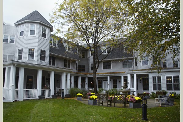 Sunrise At Gardner Park 63106_SunriseatGardnerPark_Peabody_MA_Exterior3