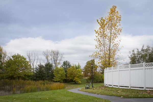 Brighton Gardens of Northville 62015_BrightonGardensofNorthville_Plymouth_MI_gardens