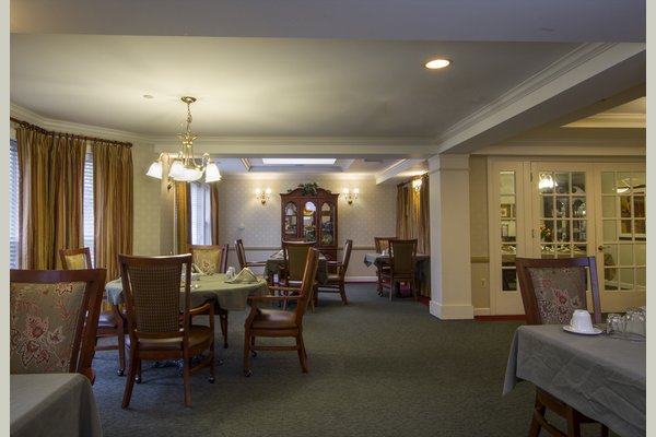 Sunrise of West Bloomfield 63216_SunriseofWestBloomfield_WestBloomfield_MI_Dining