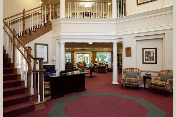 Sunrise of Edgewater 63214_SunriseofEdgewater_Edgewater_NJ_Lobby