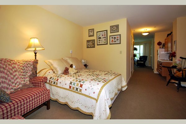 Sunrise of East Setauket 63230-Senior-Care-Home-East-Setauket-NY