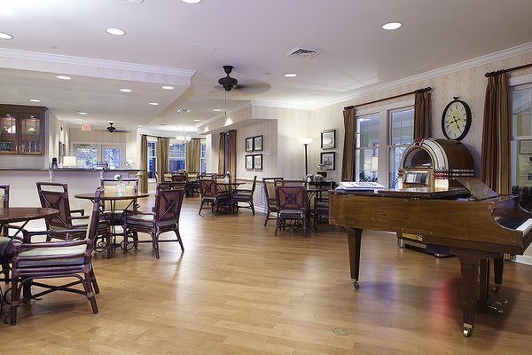 Sunrise of Falls Church 63057_SunriseofFallsChurch_Falls_Church_VA_Bistro