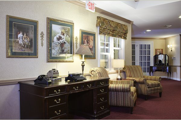 Sunrise of McLean 63112_SunriseofMcLean_McLean_VA_ReminisenceSitting