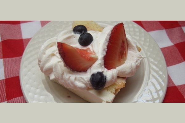 Aspenwood Senior Living Community thumb_dining-g-shortcake1
