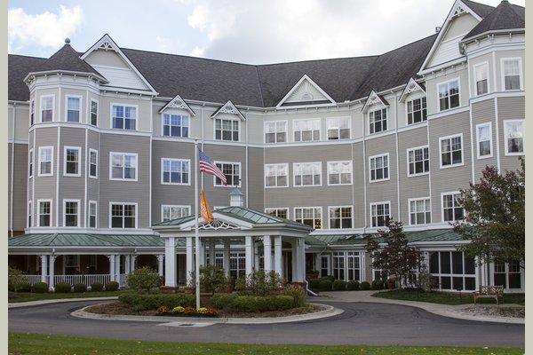 Sunrise of Rochester 63128_SunriseofRochester_Rochester_MI_Exterior3